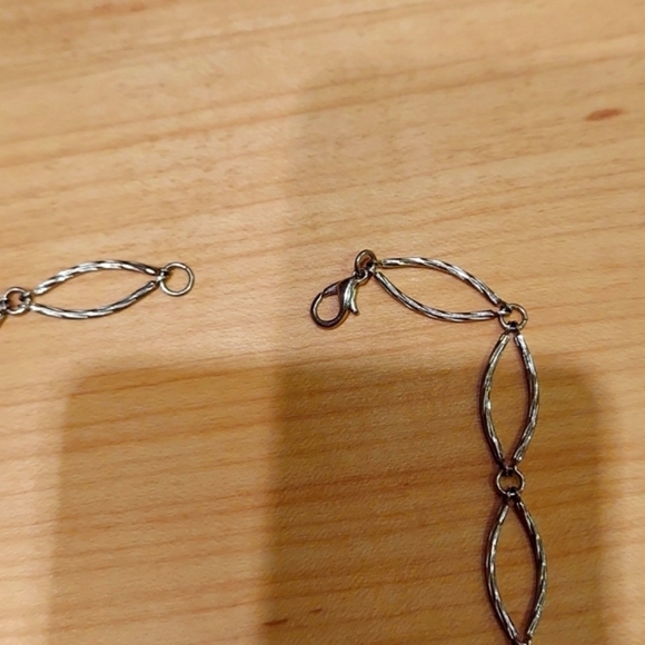 NWT necklace - Picture 5 of 6